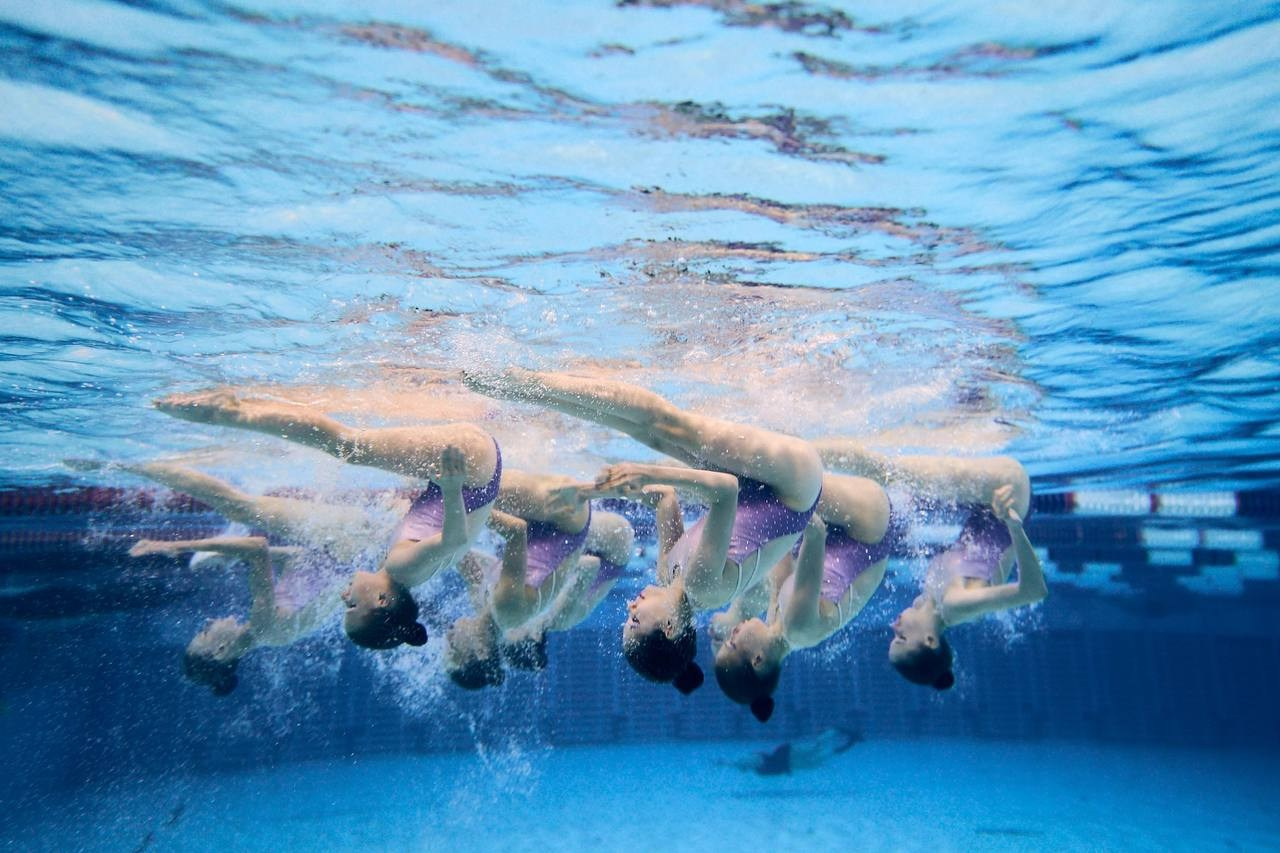 Подводная Фотосессия для команды синхронного плавания. Профессиональный фотограф в Москве — Максим Дьяконов