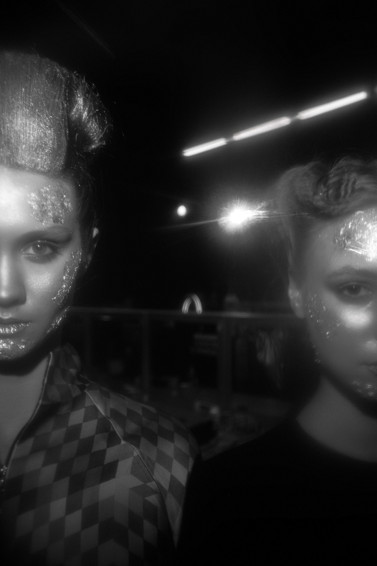 Сзади. SpbFW 2023. Репортажный и студийный фотограф в Санкт-Петербурге Марк Скворцов