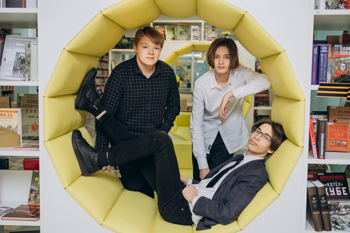 9 класс. КЛАСС | Выпускные альбомы в Нижневартовске