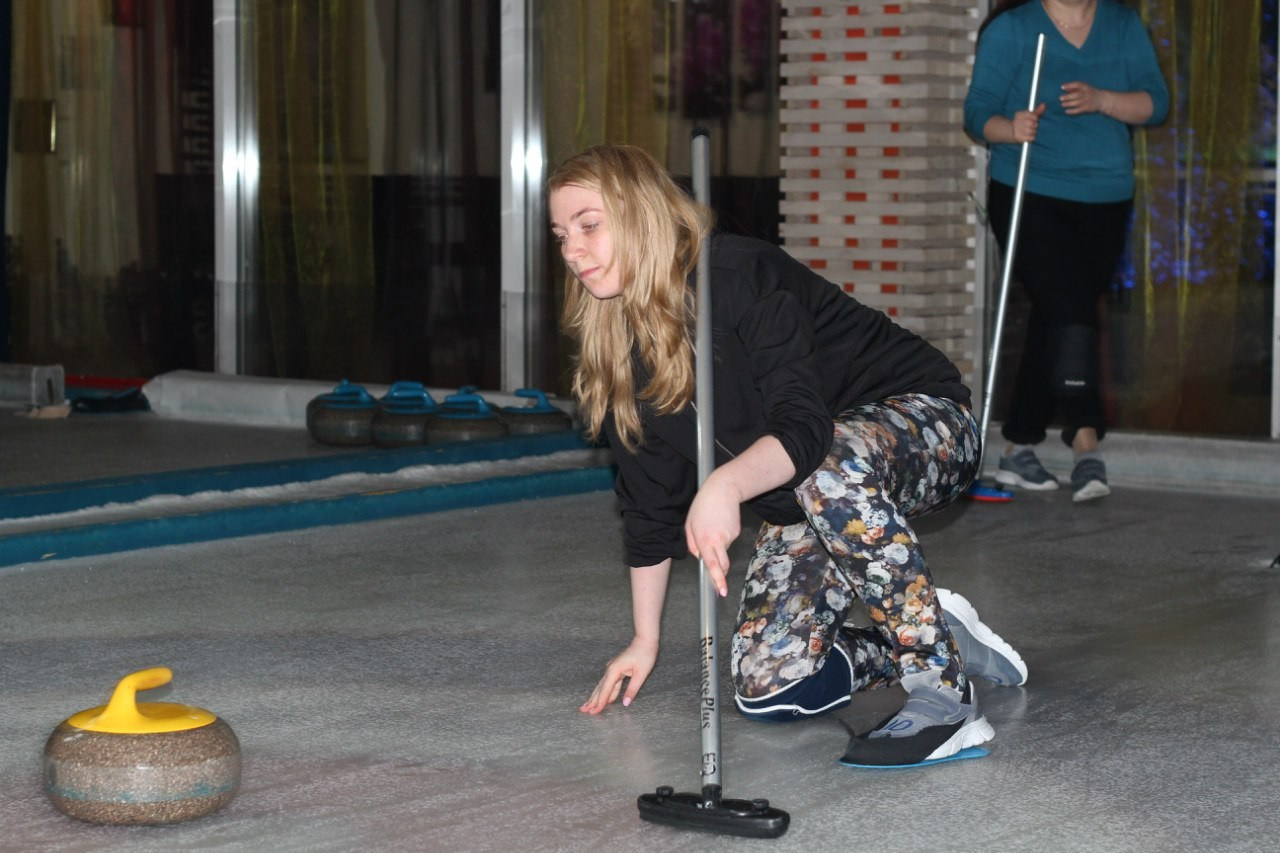 Кёрлинг | 10.04.2016. Галерея Фантим