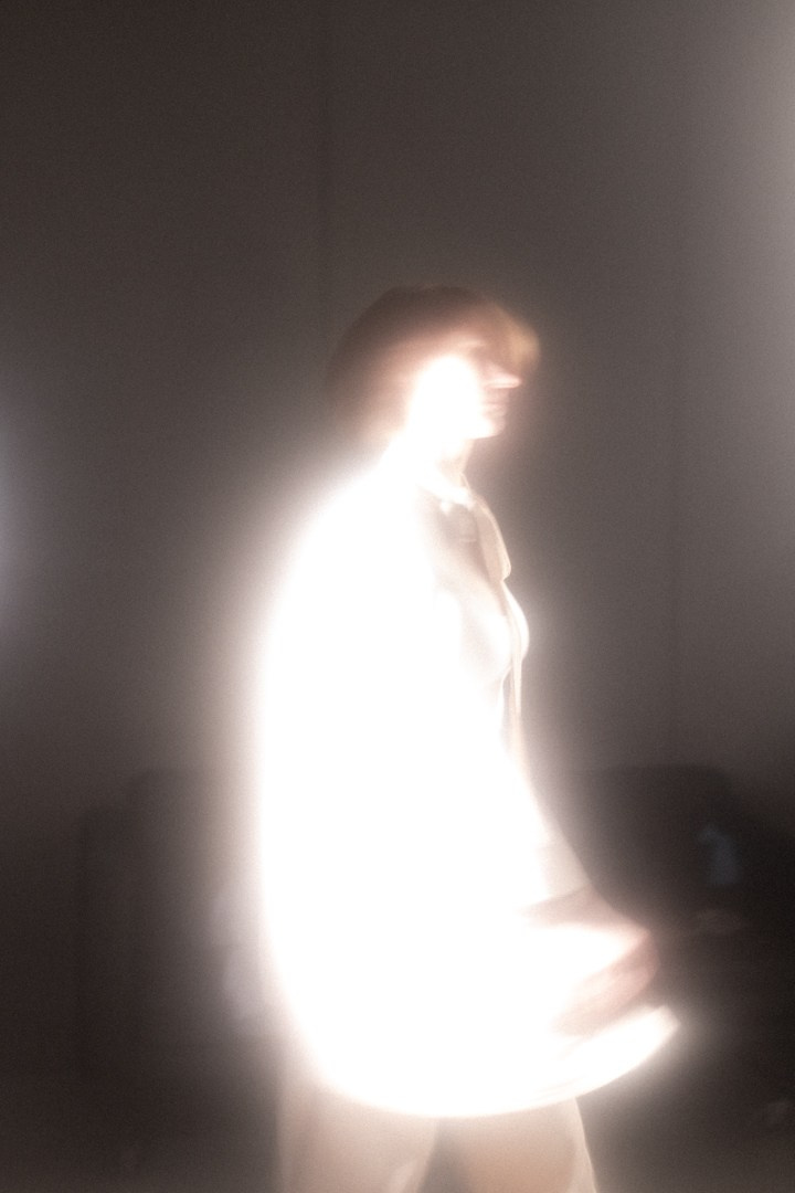 Юля. Женский фотограф фототерапевт фотохудожник преподаватель авторских курсов по фотографии и саморефлексии через фото в Оренбурге Лида Трескова