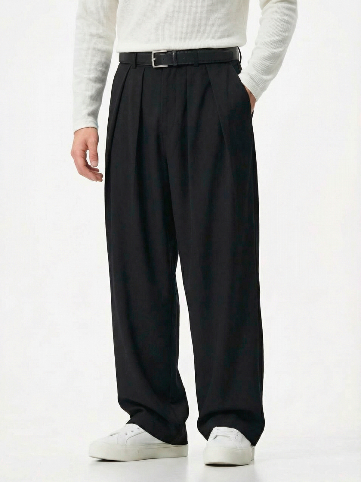 вставить товар в интерьер ai композитинг товара ai фото товара на модели ai виртуальные модели для бренда ai одна и та же модель в серии ai