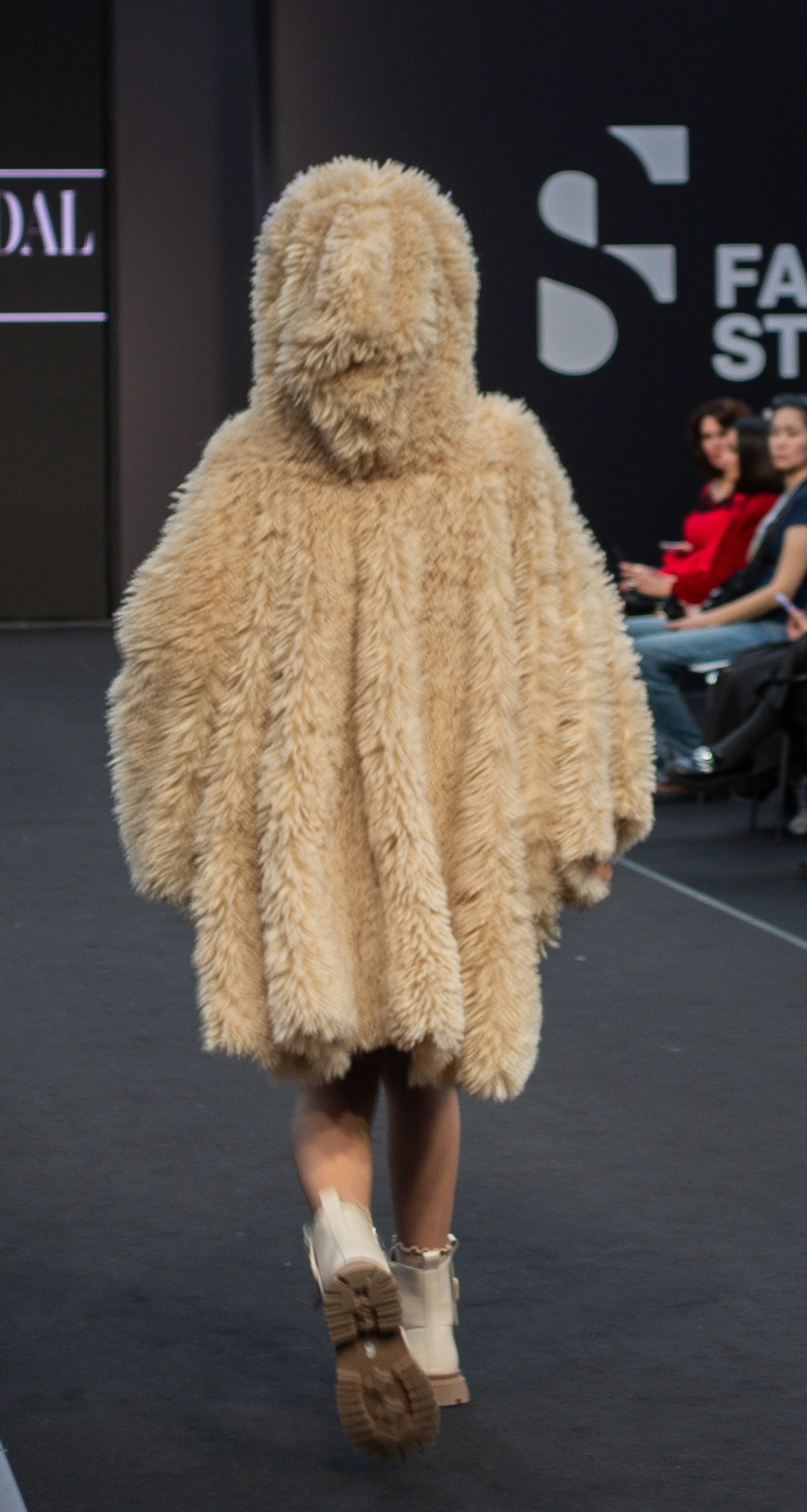 Fashion Style Russia -Детский показ. Victoria Radjevna Репортажный Фотограф — Видеограф Москва • Санкт-Петербург