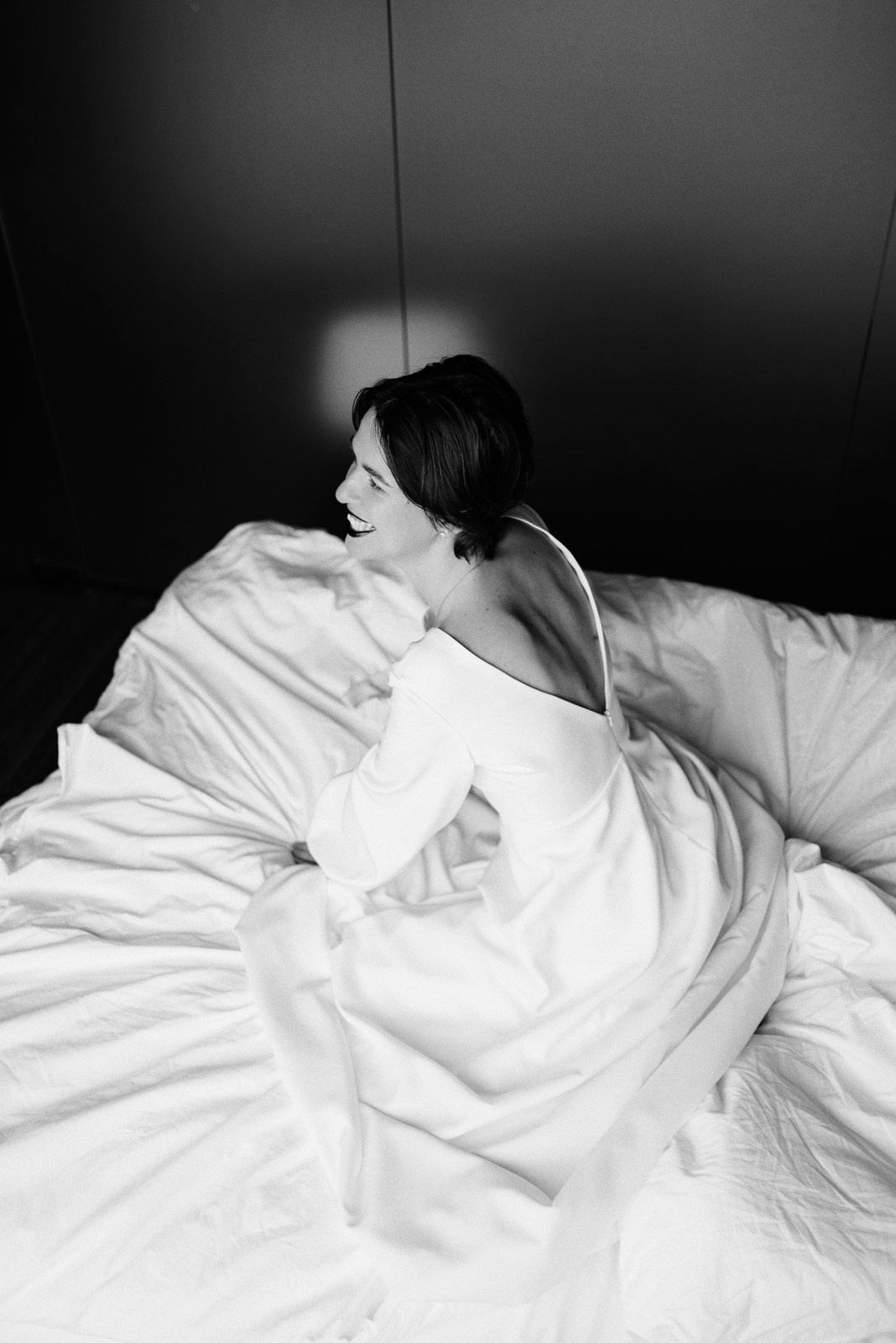 Свадебный фотограф в Тюмени — Стас и Таня — Съемка в отеле и на улице. Фотограф Дарья Мустафина, Тюмень