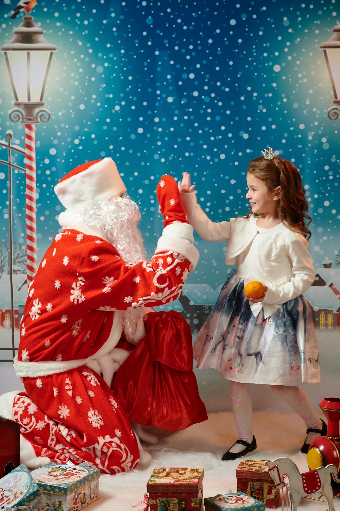 Дед Мороз и Волшебство. Выпускные альбомы для детского сада, школы — Москва и область | Апрель Фото