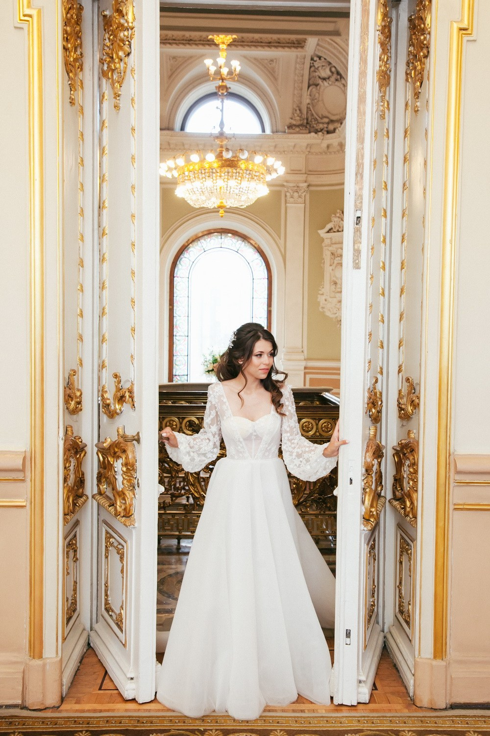 Свадебная фотопрогулка по СПб. Фотограф крещение венчание в Петербурге! Помогает подобрать храм и посоветовал душевного батюшку в СПб