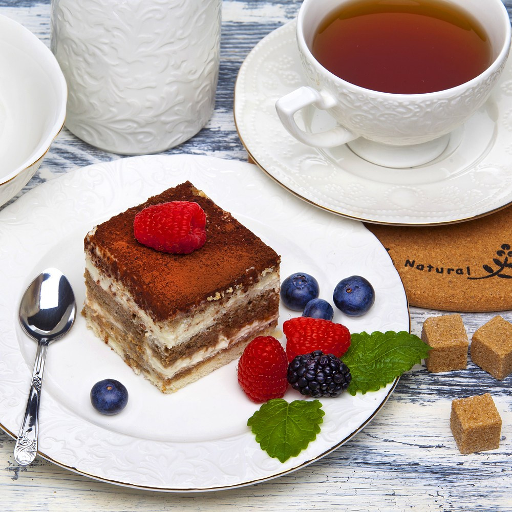 Рекламная съемка. Тортики. Фотограф Мария Кольцова