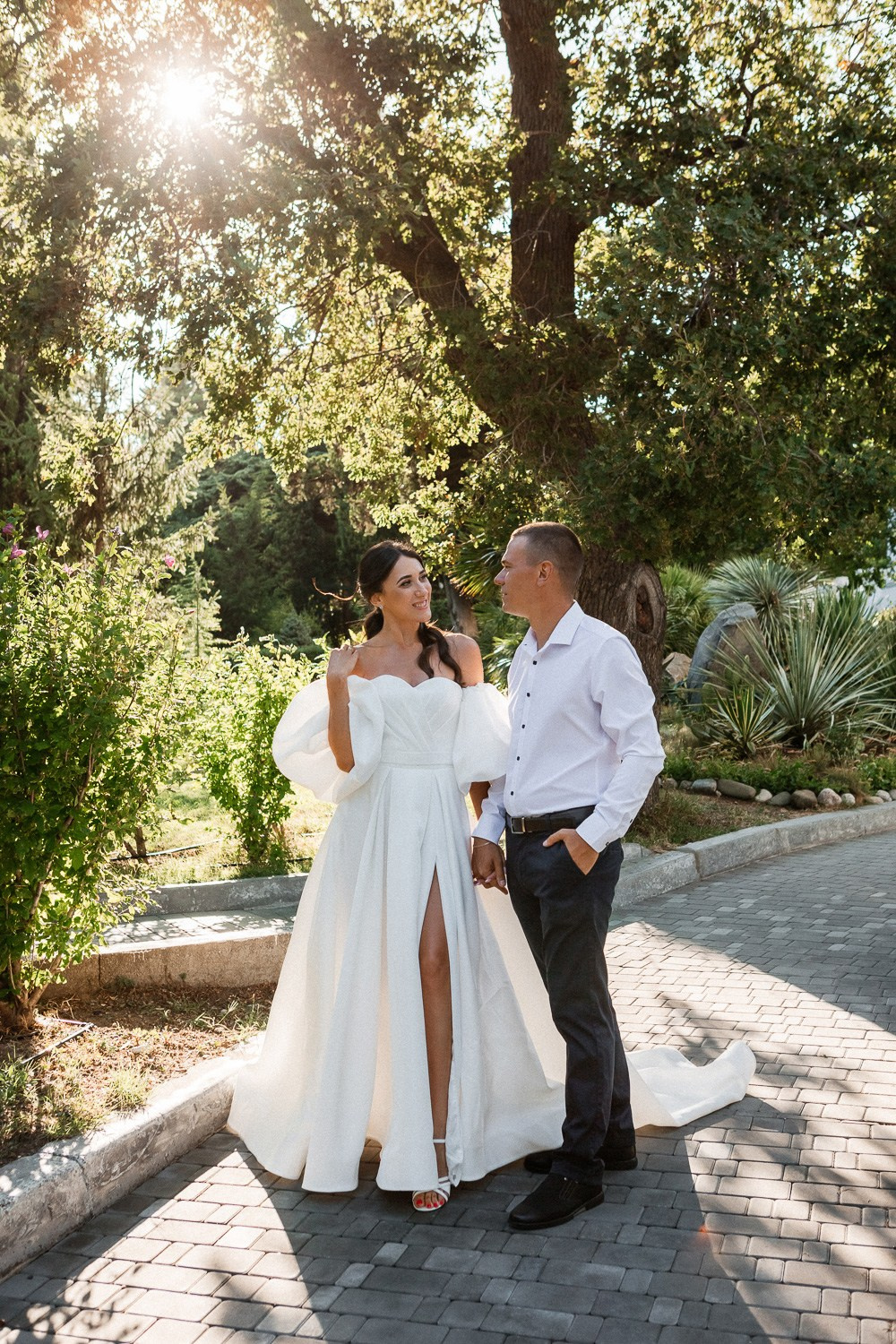 Николай и Юля — Свадебная фотосессия в Форосском парке. Свадебный фотограф, фотосъемка в Крыму, Севастополе, Симферополе, Ялте