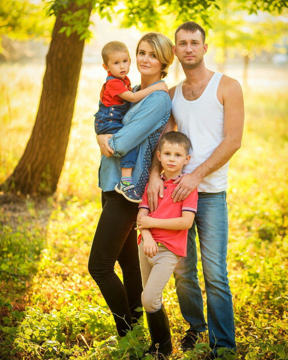 Семейная фотосессия в оренбурге. Фотограф в Оренбурге. Профессиональный фотограф