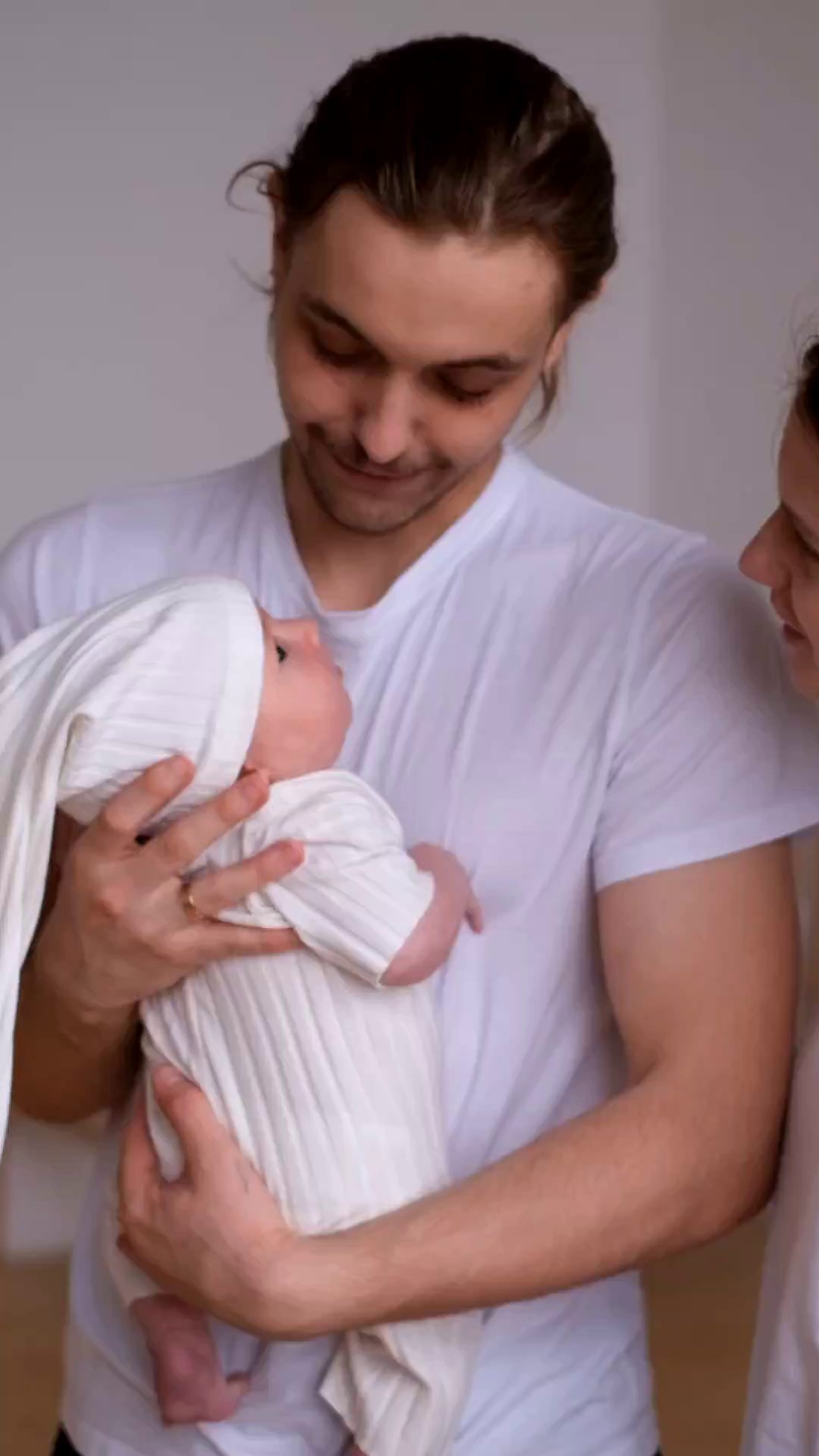 Видео. Семейный детский ньюборн фотограф в Москве Марта Петрова