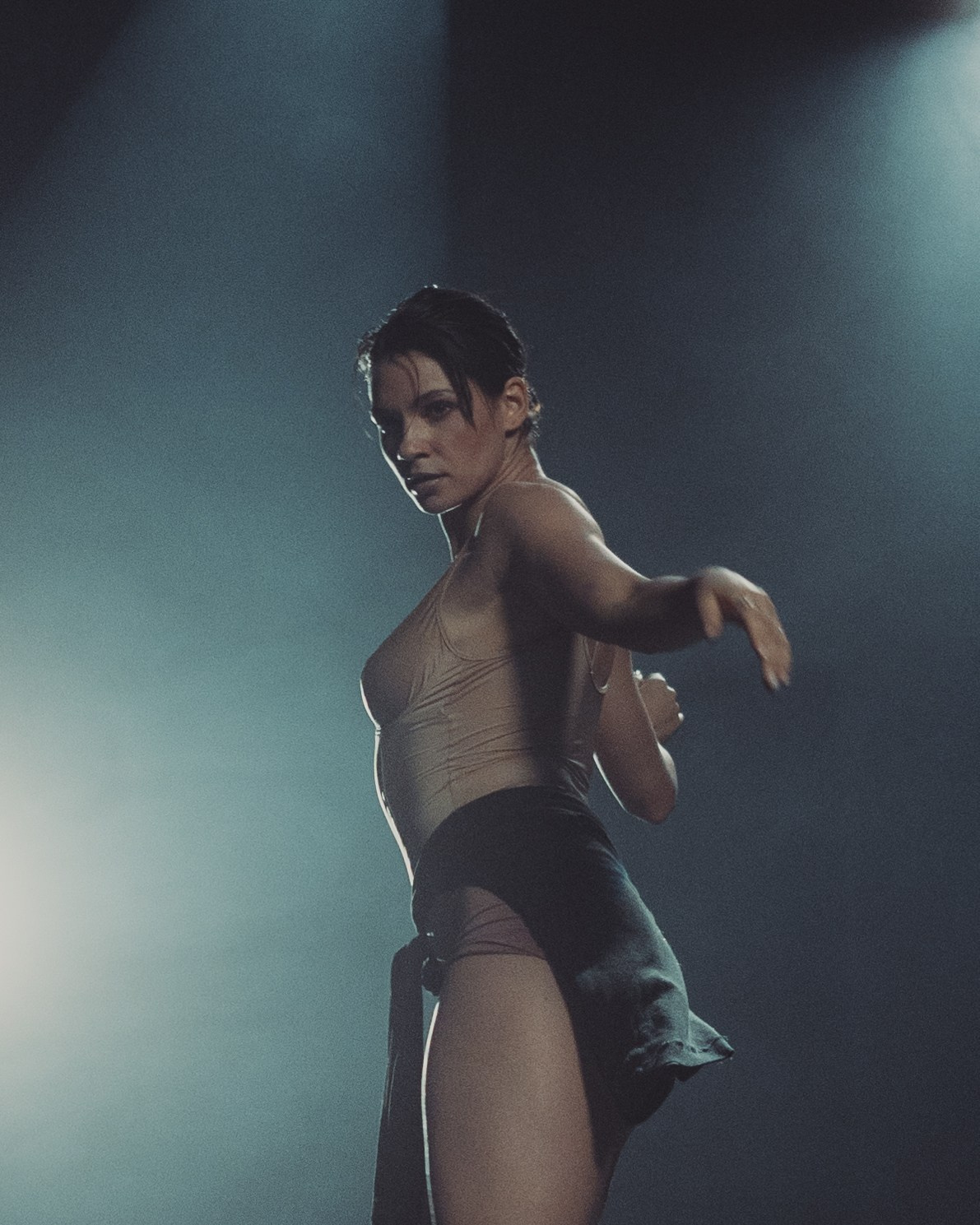 Reportage photography of dancers in the movie pavilion