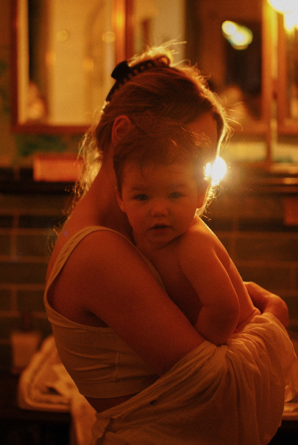 Мама и дочка домашняя фотосессия. Семейный фотограф в Казани Александра Киселева