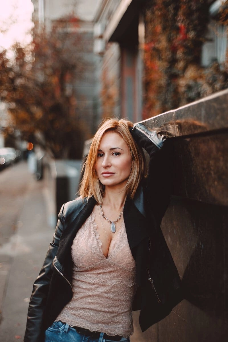 Улица & природа. Модель Москва каталожная и творческая съемка Anna Antlers
