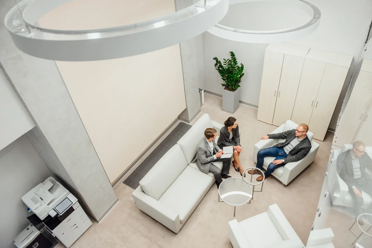 Контент для годового отчета строительной группы компаний «Эталон». Качественный продакшн для вашего бизнеса — фотосъемка, видеосъемка, создание контента