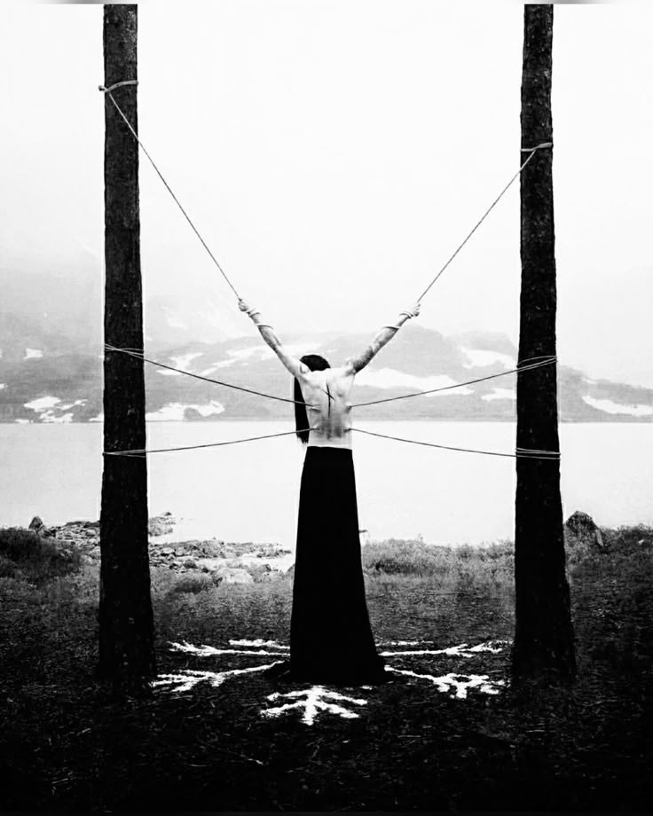 Необычные. Фотограф для маркетплейсов Михаил Бове