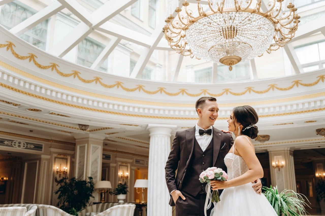 Свадебный образ. Профессиональный топ стилист по прическам и макияжу