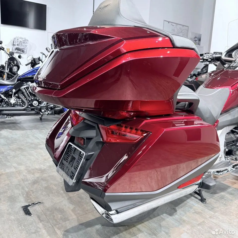 2023 НОNDA Goldwing NEW Candy Ardеnt Rеd МANUAL. Hello Davidson, Москва. Только хорошие мотоциклы…
