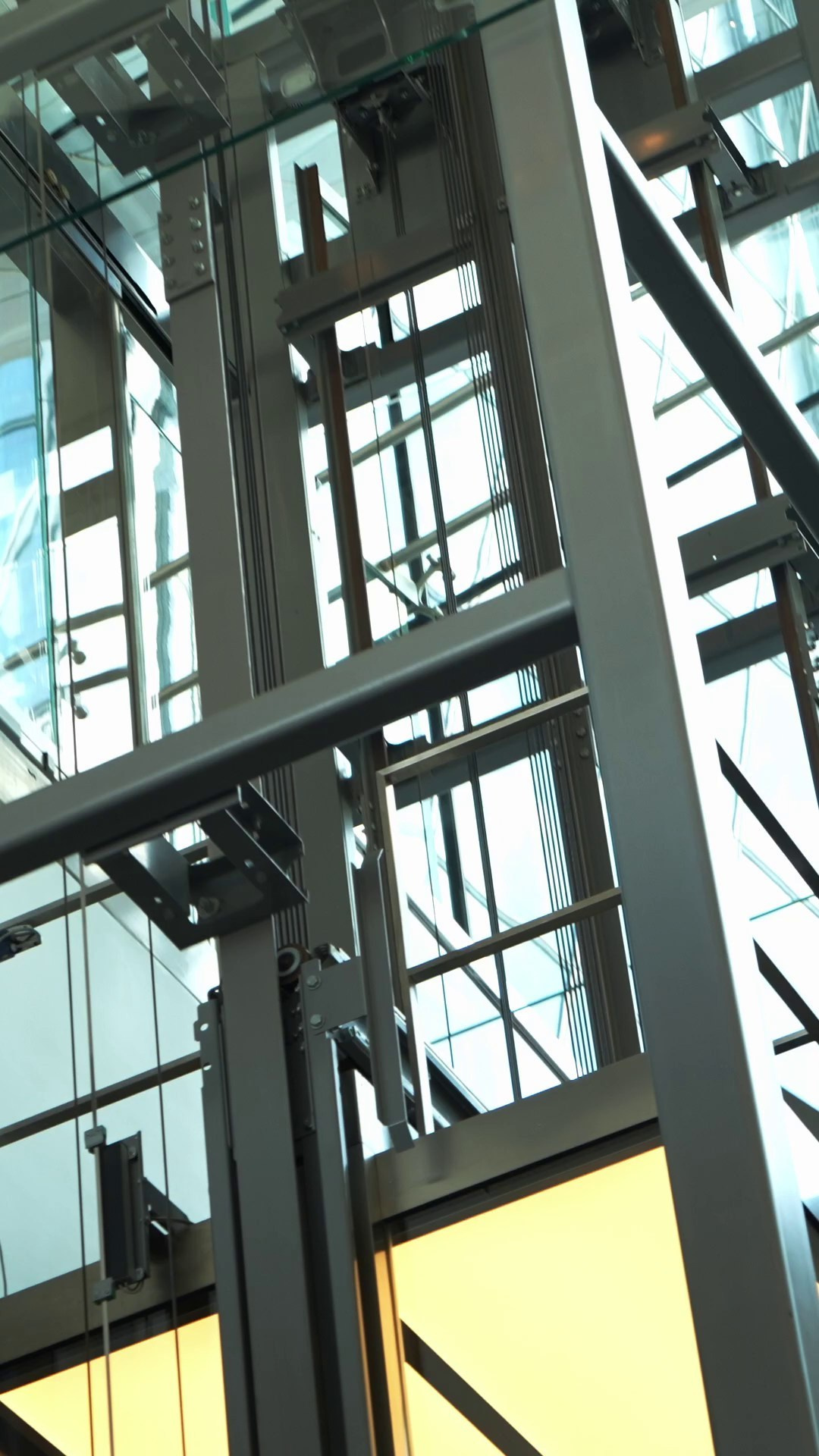 BRAND. Виктория Цветкова — оператор, режиссер, видеограф в Санкт-Петербурге