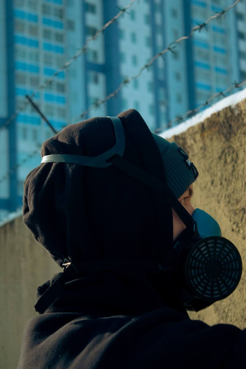 Уличная съемка — Никита. Портретный фотограф в Орле. Готовые фото за 3 дня! Помощь в позировании. Советы по организации