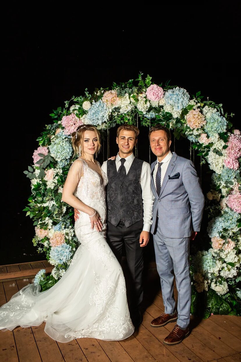 Милена и Илья. Ведущий на свадьбу в Москве Зубков Алексей