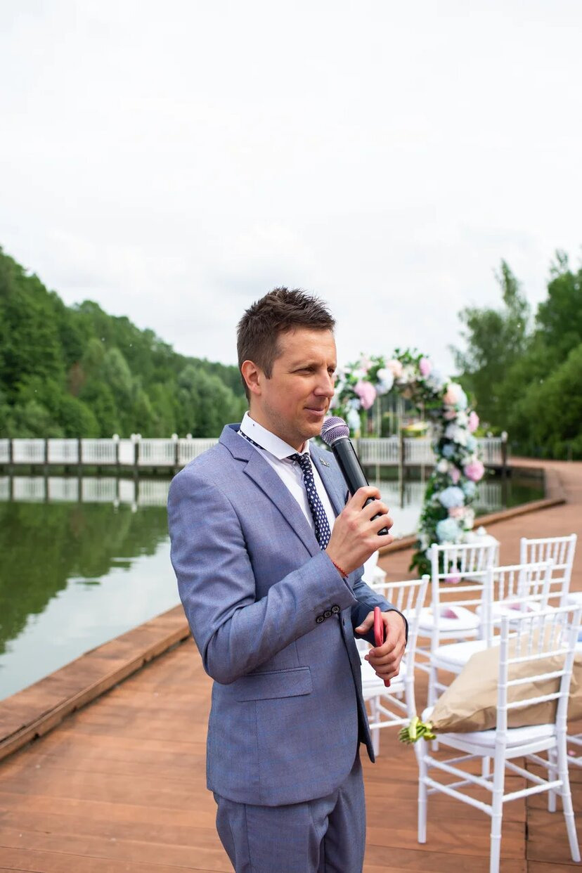 Милена и Илья. Ведущий на свадьбу в Москве Зубков Алексей