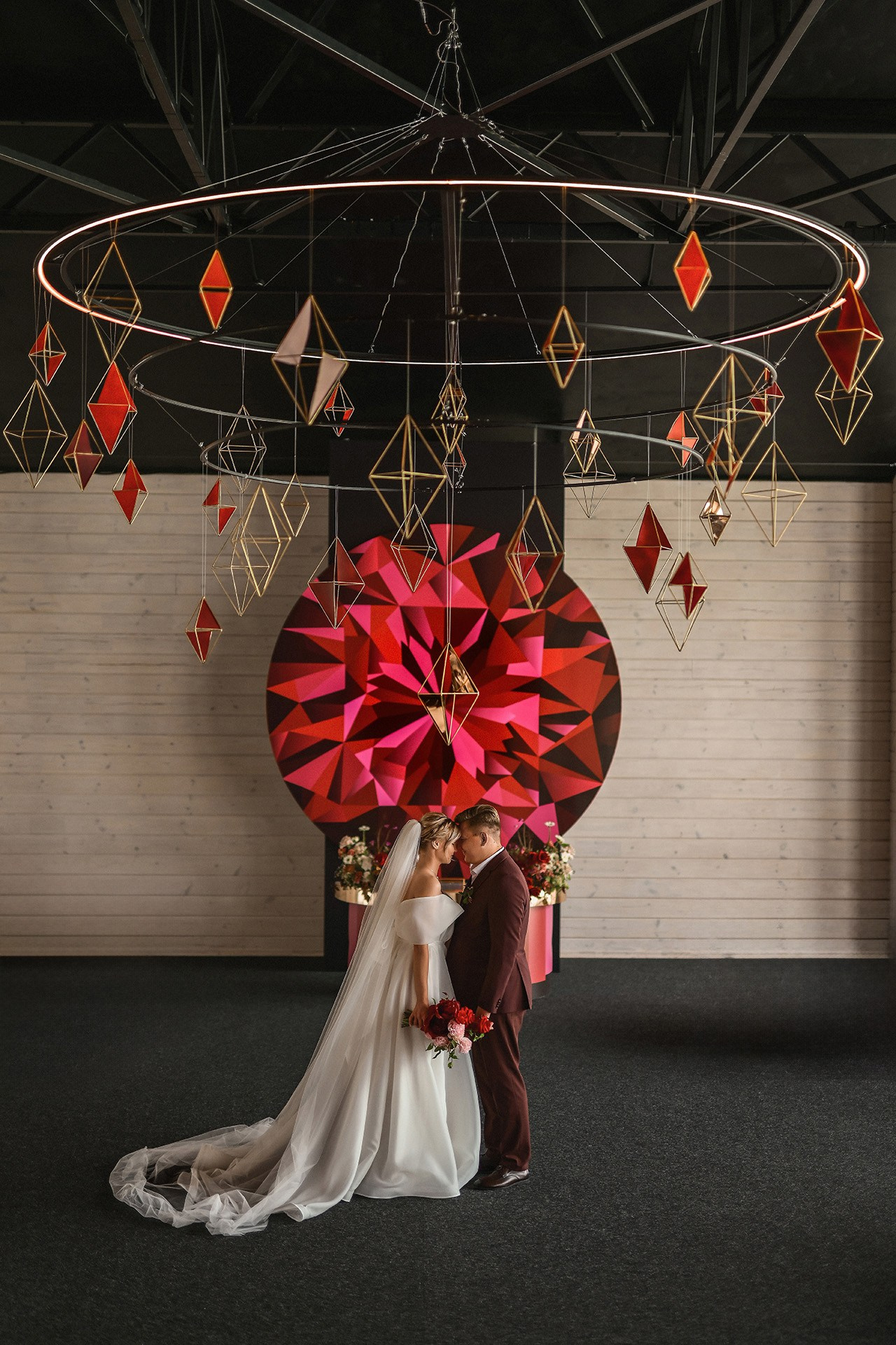 🏡 Роман и Мария — классическая свадьба в "Соснах" | Элегантные фото в доме событий под Красноярском. 📸 Свадебный и семейный фотограф в Красноярске Тихомиров Евгений | 17 лет опыта | 800+ свадеб