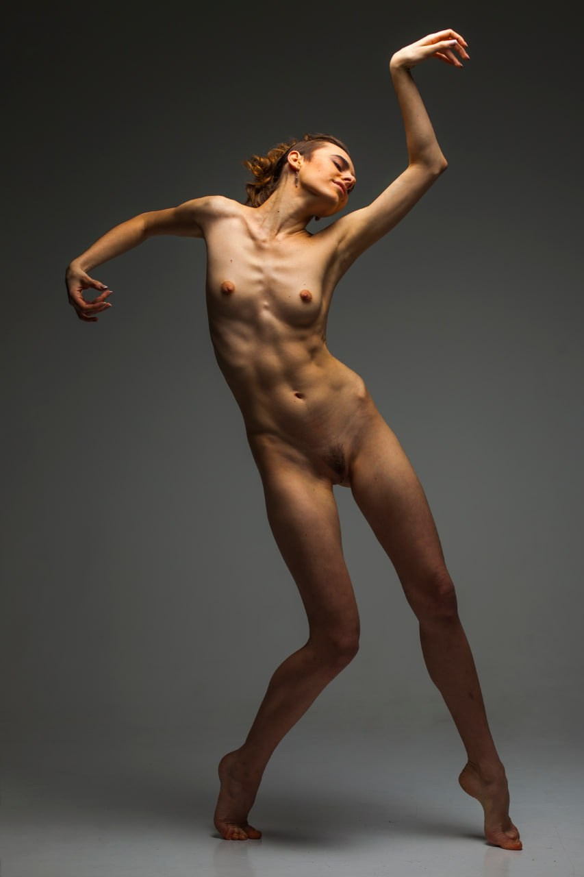 Обнаженная пластическая фотография. Мастерская Демченко