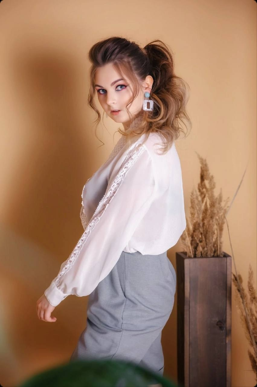 Студия. Кинокадры для тебя. фотограф и стилист по прическам Анастасия Помелова