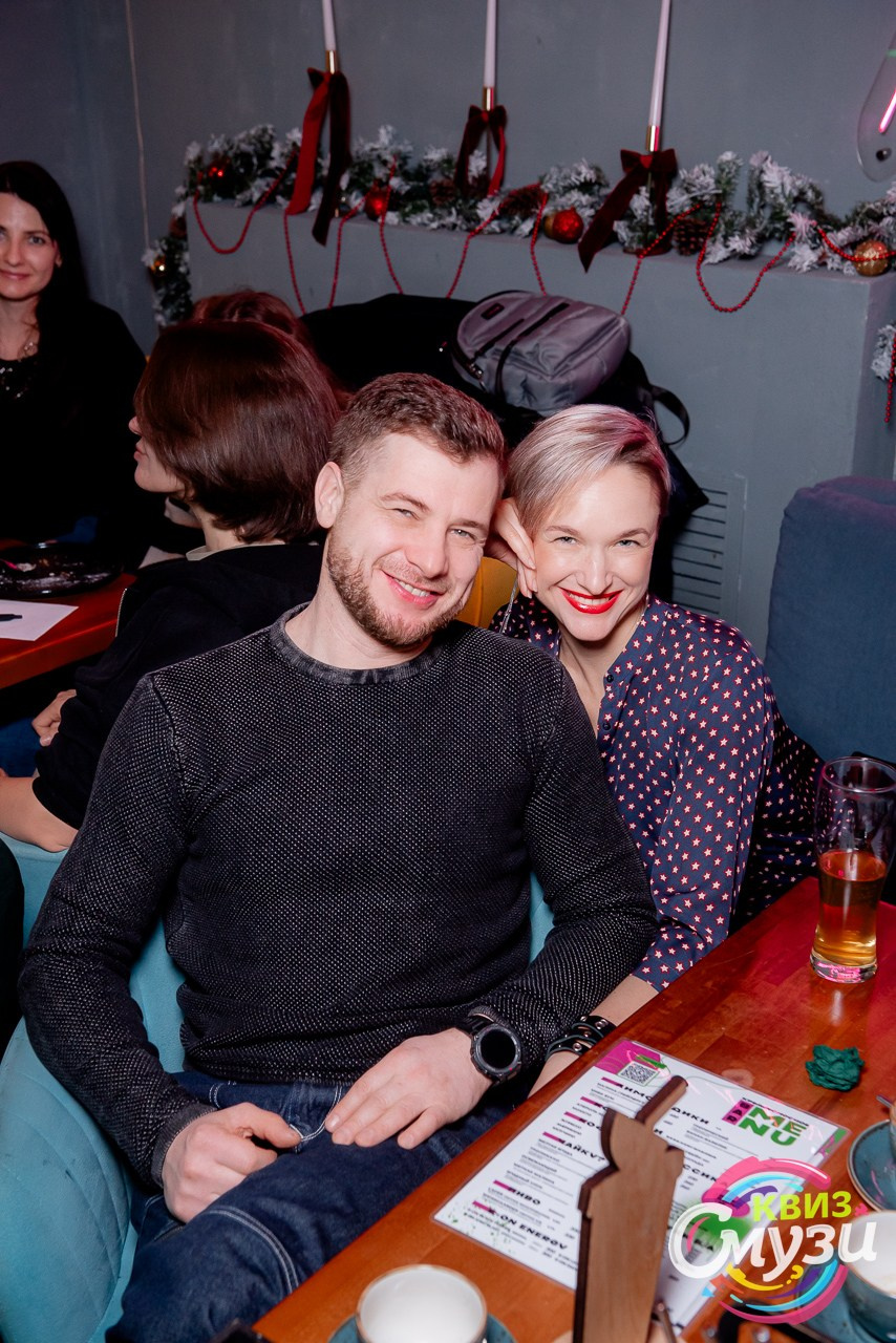 КВИЗ СмузиКвиз в баре Roof. Фотограф в Волгограде и Волжском Александр Горбань