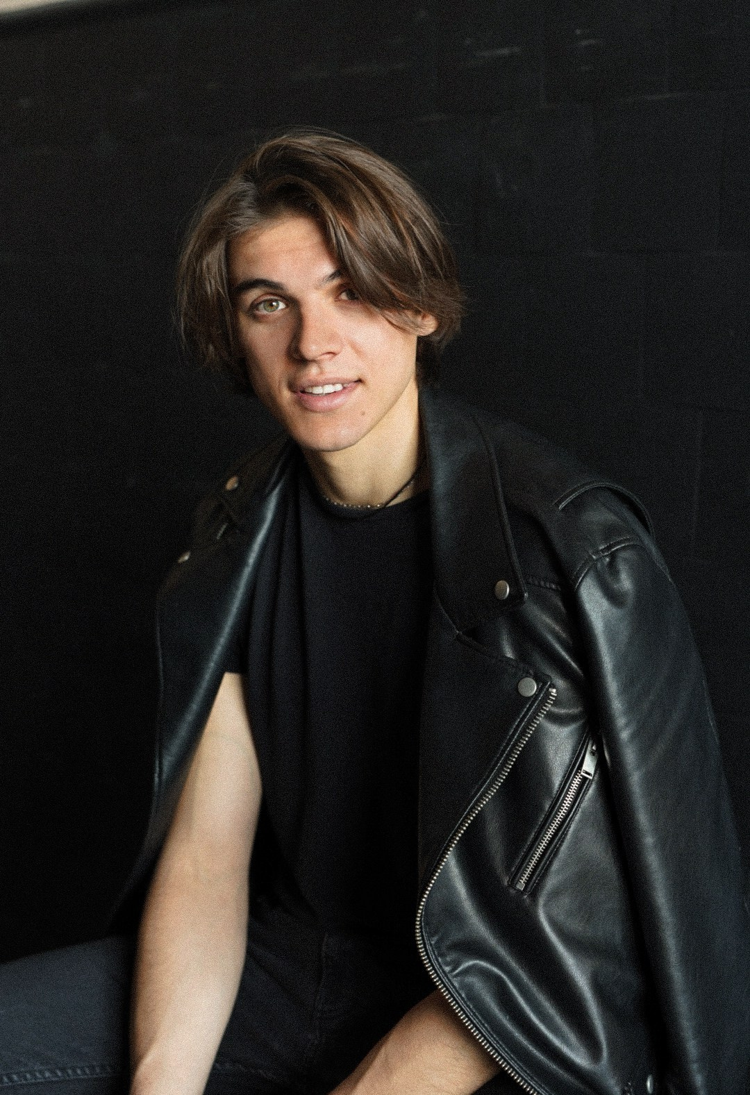 Иван. Главная