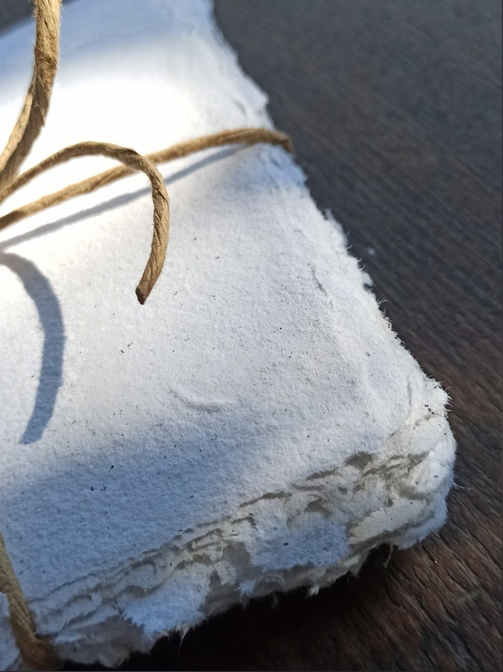 Бумага ручной работы. Фотография Стремского