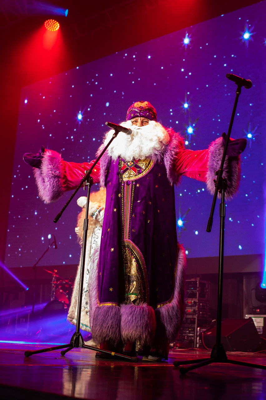 Ледяная сказка Байкала. Фотограф Наталья Кургина Слюдянка Иркутск