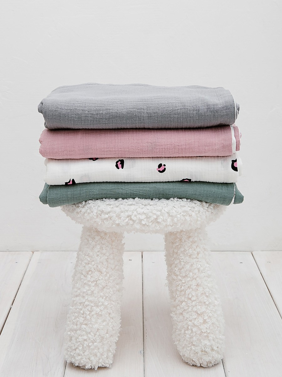 Пледы муслин. Контент фотограф, съемка для маркетплейсов, фуд съемка и репортажи в Новосибирске Ралия Галеева