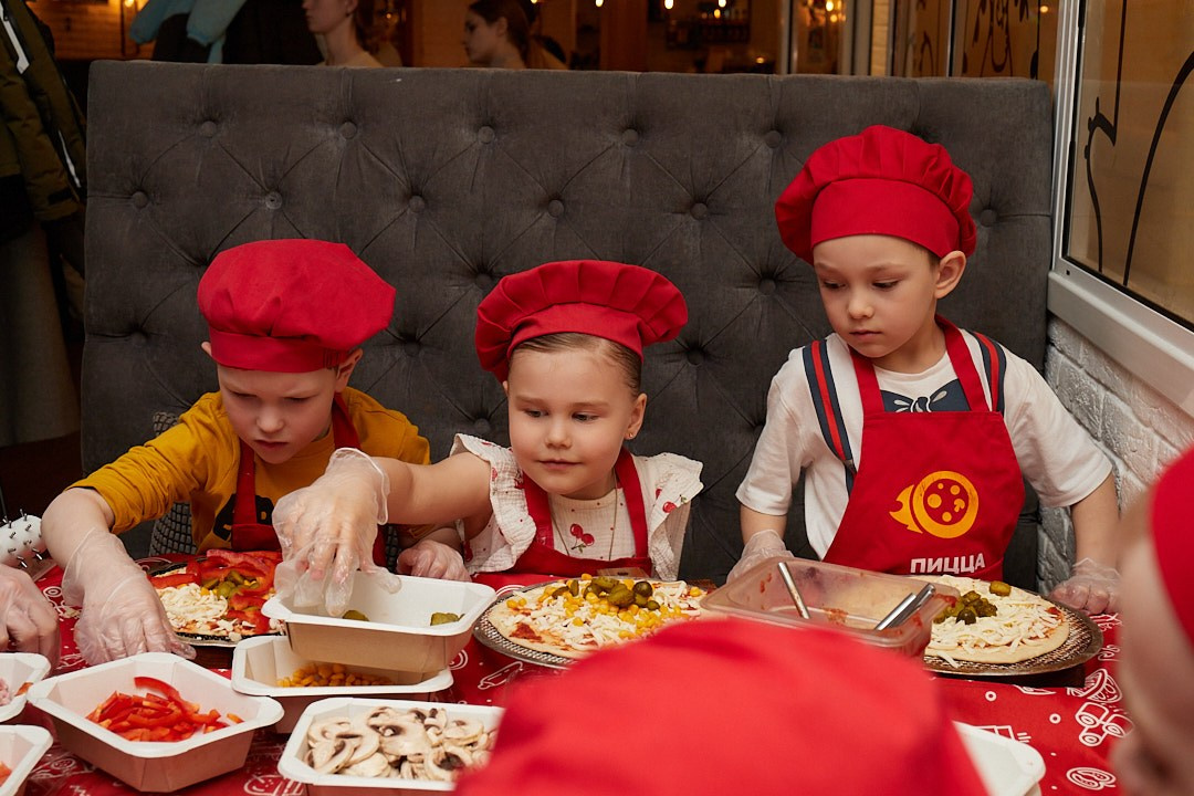 День Рождение Софии в «Пицца Фабрика». Фотограф Никонова Софья