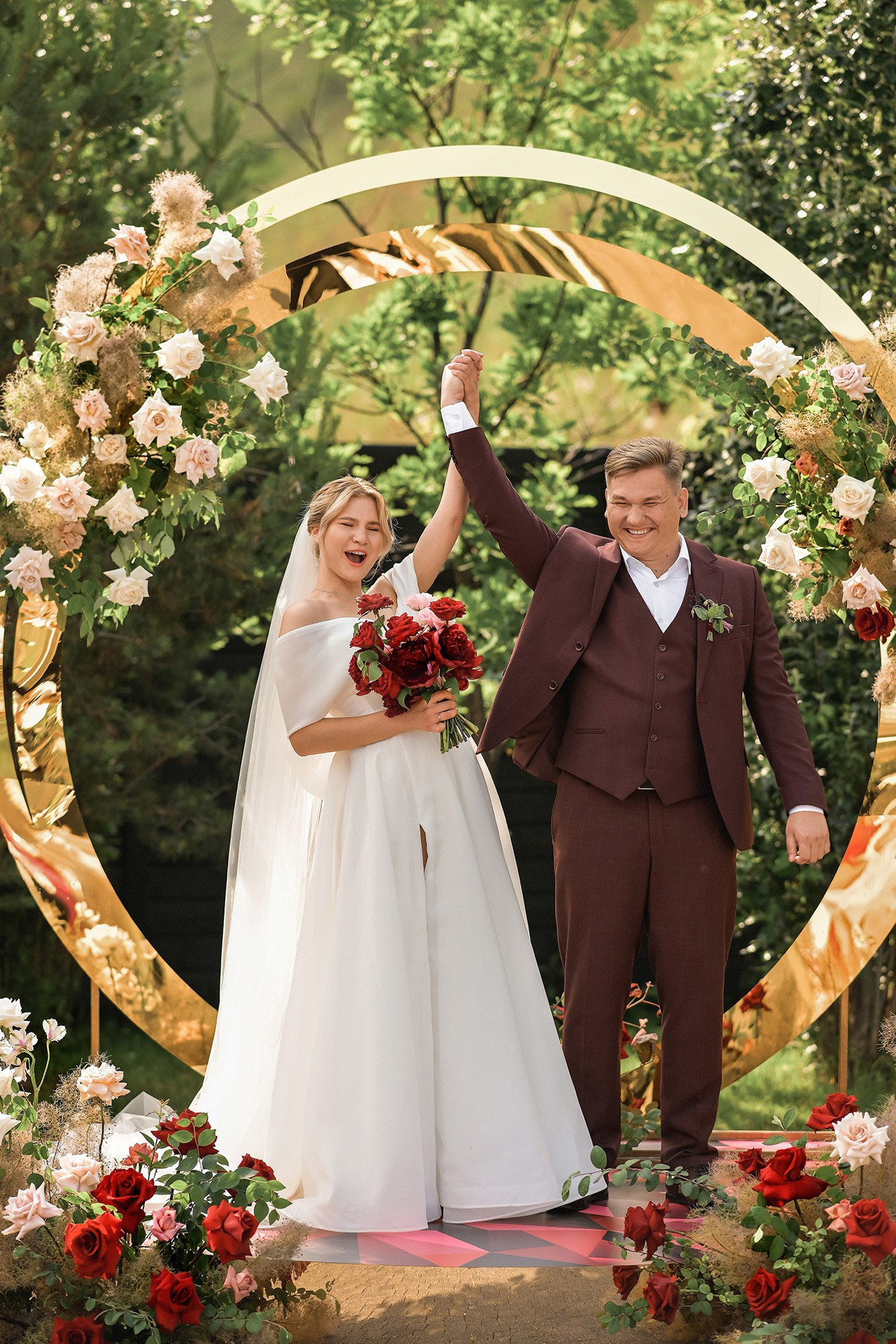 🏡 Роман и Мария — классическая свадьба в "Соснах" | Элегантные фото в доме событий под Красноярском. 📸 Свадебный и семейный фотограф в Красноярске Тихомиров Евгений | 17 лет опыта | 800+ свадеб