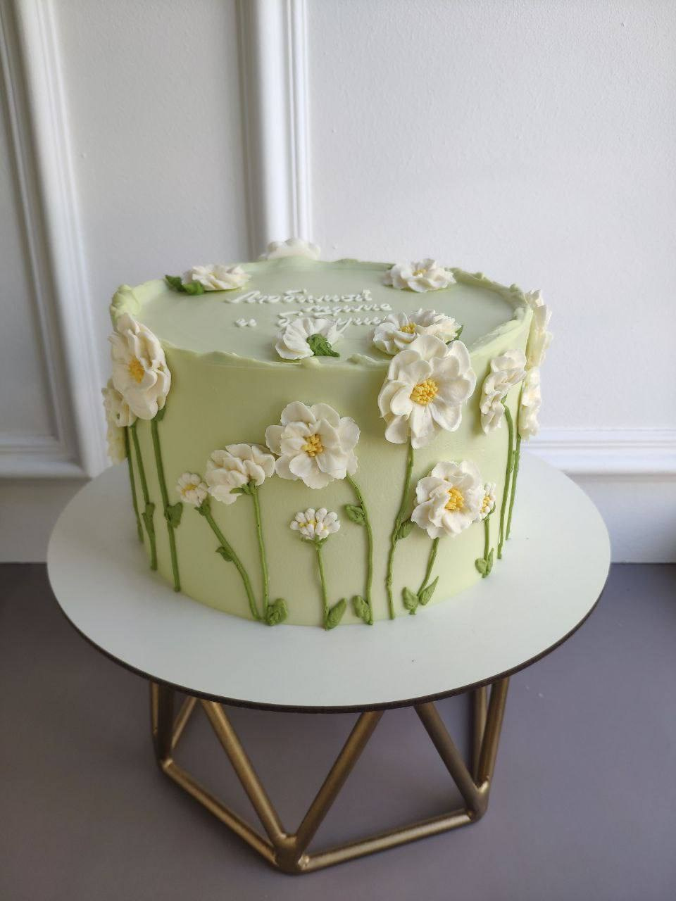 Работы учениц. Аникина Юлия / Кремовая флористика в корейской технике