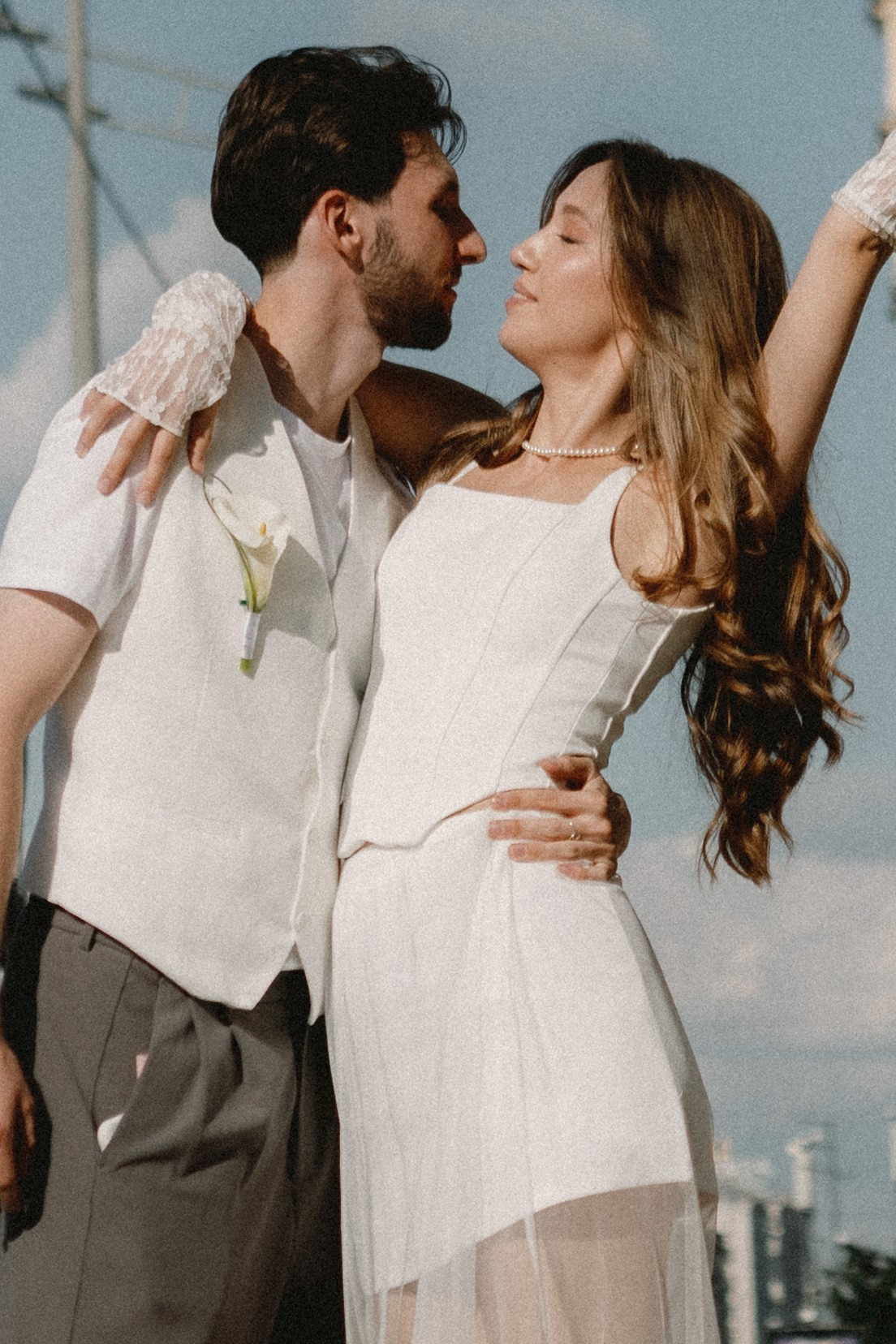 свадебная фотосессия, фотопрогулка, фотосессия для пары, фотограф на свадьбу, фотограф в ЗАГС, свадебный фотограф Москва, фотосессия в городе, фотосессия для влюбленных, фотосессия жениха и невесты, идеи для свадебной фотосессии, фотосессия на Кутузовском проспекте