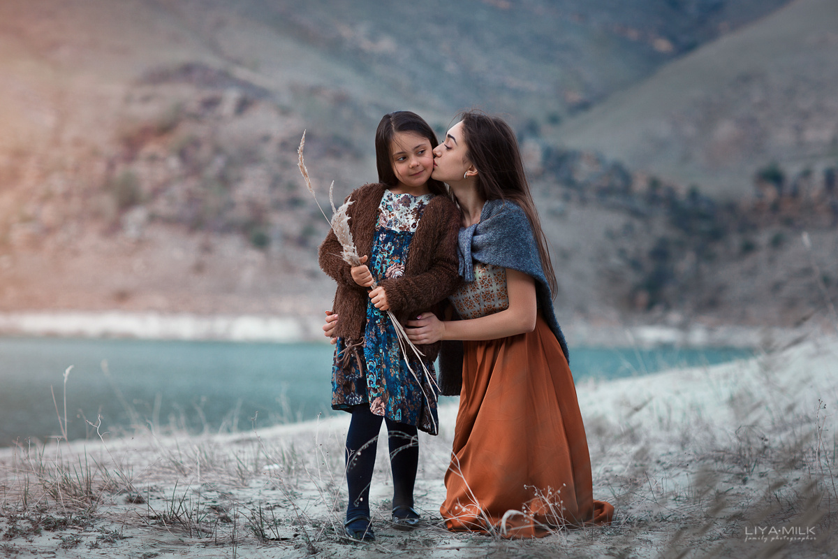 Былымское озеро.Сестры. Фотограф Лия Милк | Москва, Подмосковье