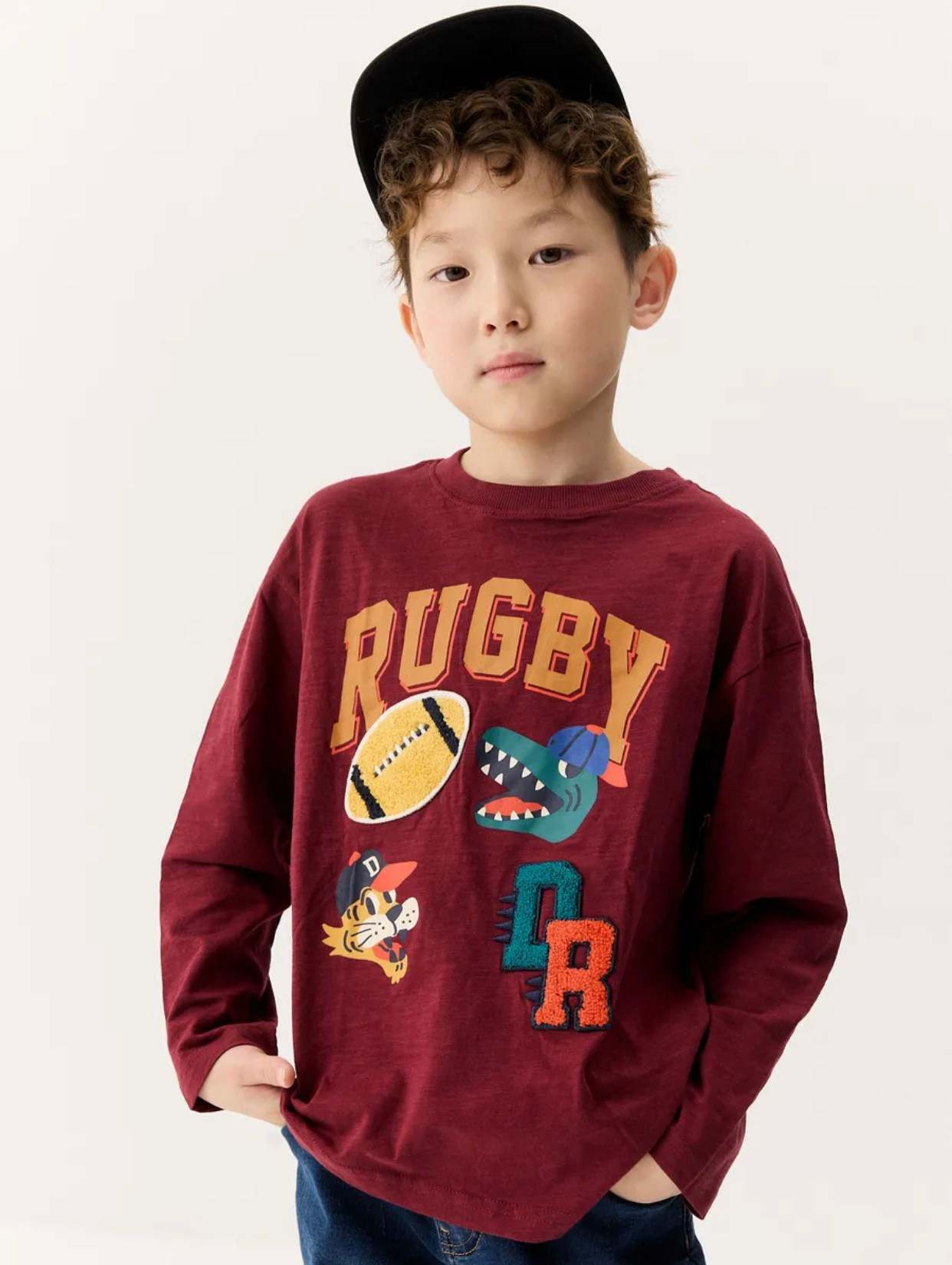 Даниель — Ш. ТМ Продакшн — Съемка для маркетплейсов в Москве