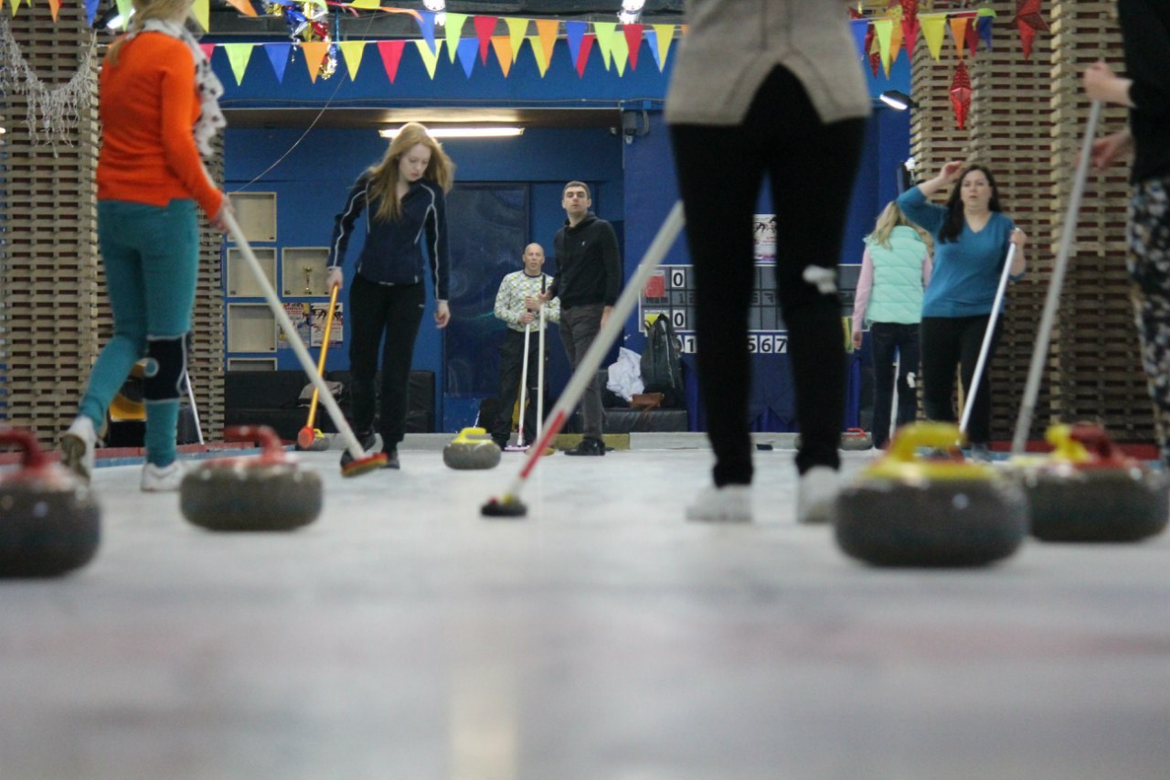 Кёрлинг | 10.04.2016. Галерея Фантим