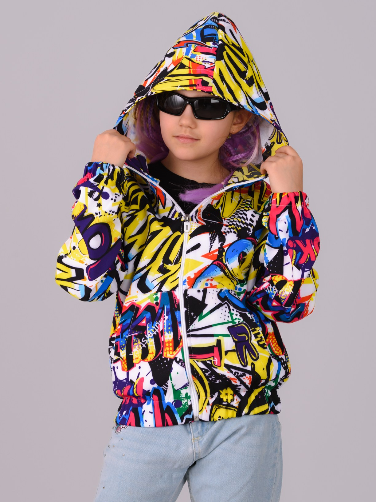 Детская фотосъемка для каталогов одежды и рекламы. Gramy-studio: фото, видео, инфографика и 3D визуализация для маркетплейсов