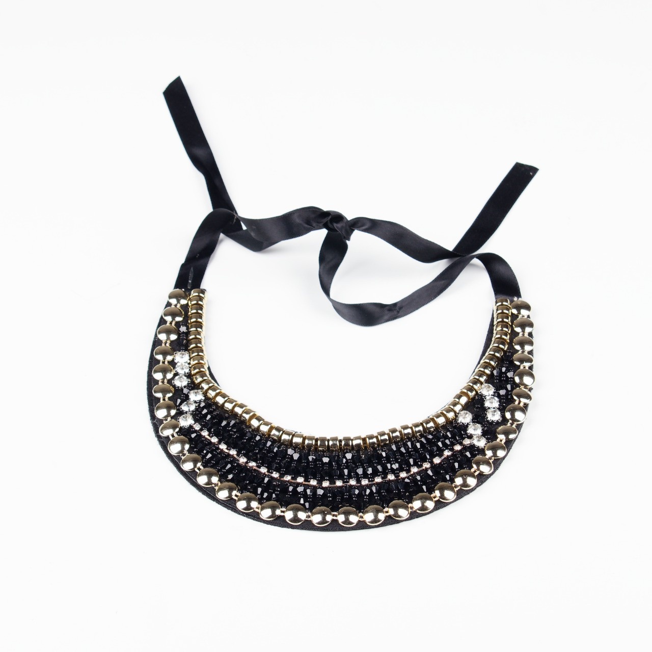 Карнавальные костюмы, вечерние и свадебные платья аренда посуточно, прокат в Жуковском. Одежда для фотосессий, аксессуары. Фотограф для маркетплейсов, фотоуслуги в Жуковском Татьяна Марсуверских