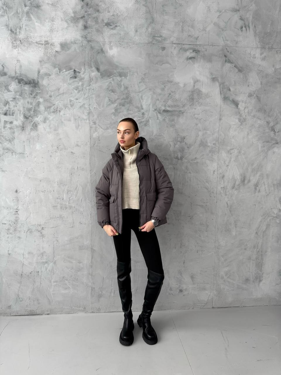 Олеся Е Размер S. Рост 181, Параметры: 86/61/89. LUNAPRO Дом стильных, сборных и индивидуальных съемок для брендов