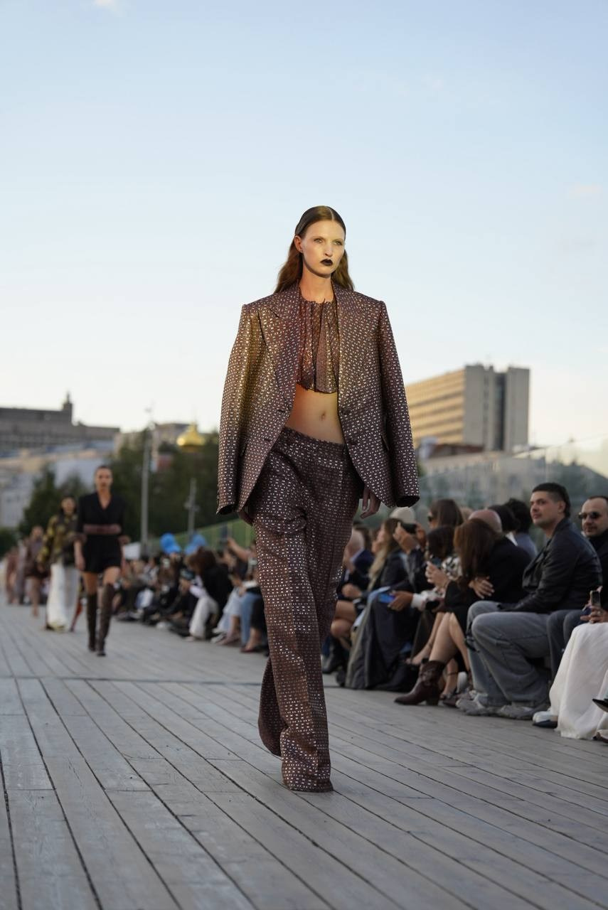 MOSCOW FASHION WEEK 2025. Фотограф Гвоздева Варвара / Москва