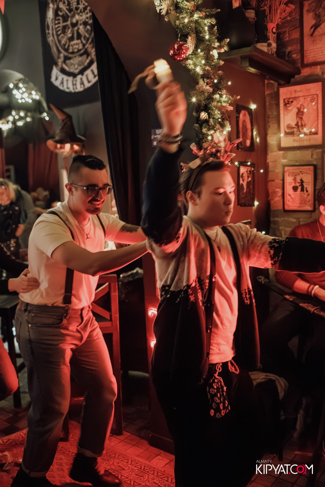 MERRY CREEPYSTMASS AND SPOOKY NEW YEAR — QUEEN OF THE DARKNESS BAR. КИПЯТКОМ АЛМАТЫ!