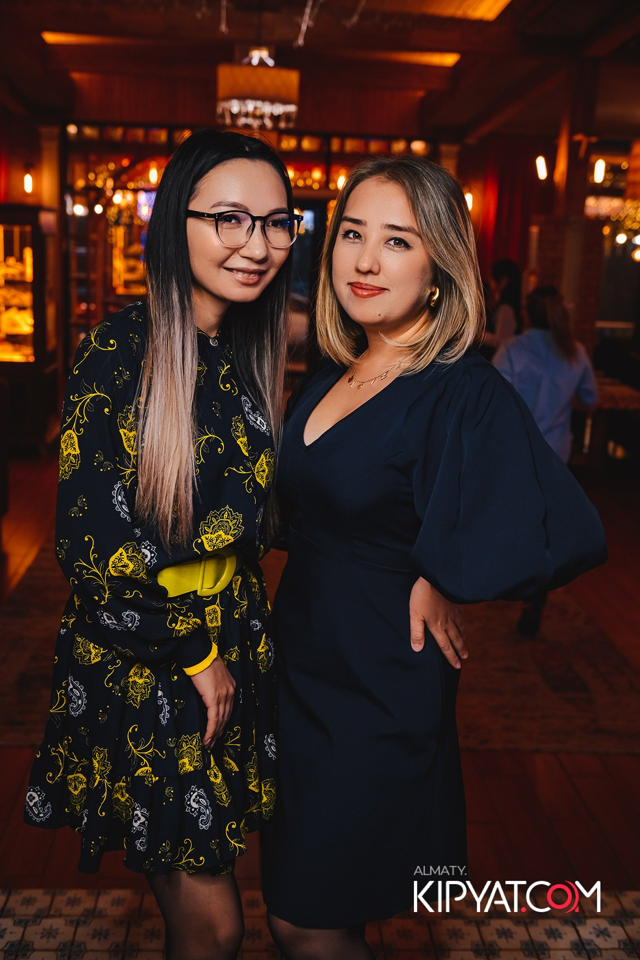 ГРУЗИНСКИЙ ДВОР НА КАБАНБАЙ БАТЫРА. КИПЯТКОМ АЛМАТЫ!