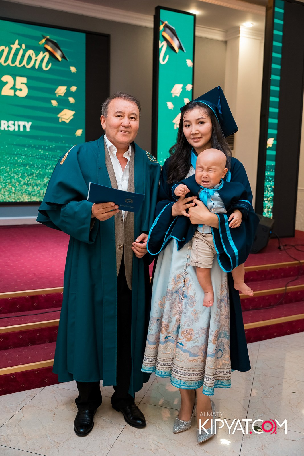 GRADUATION 2025 Q UNIVERSITY. КИПЯТКОМ АЛМАТЫ!