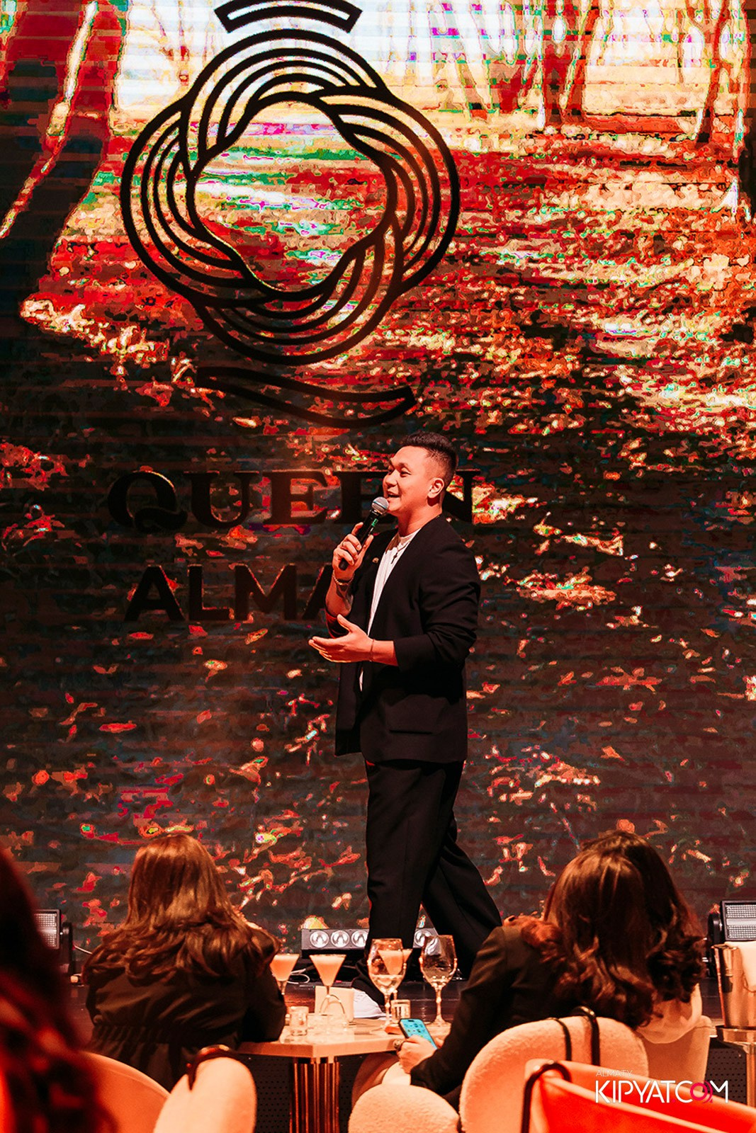 QUEEN. КИПЯТКОМ АЛМАТЫ!