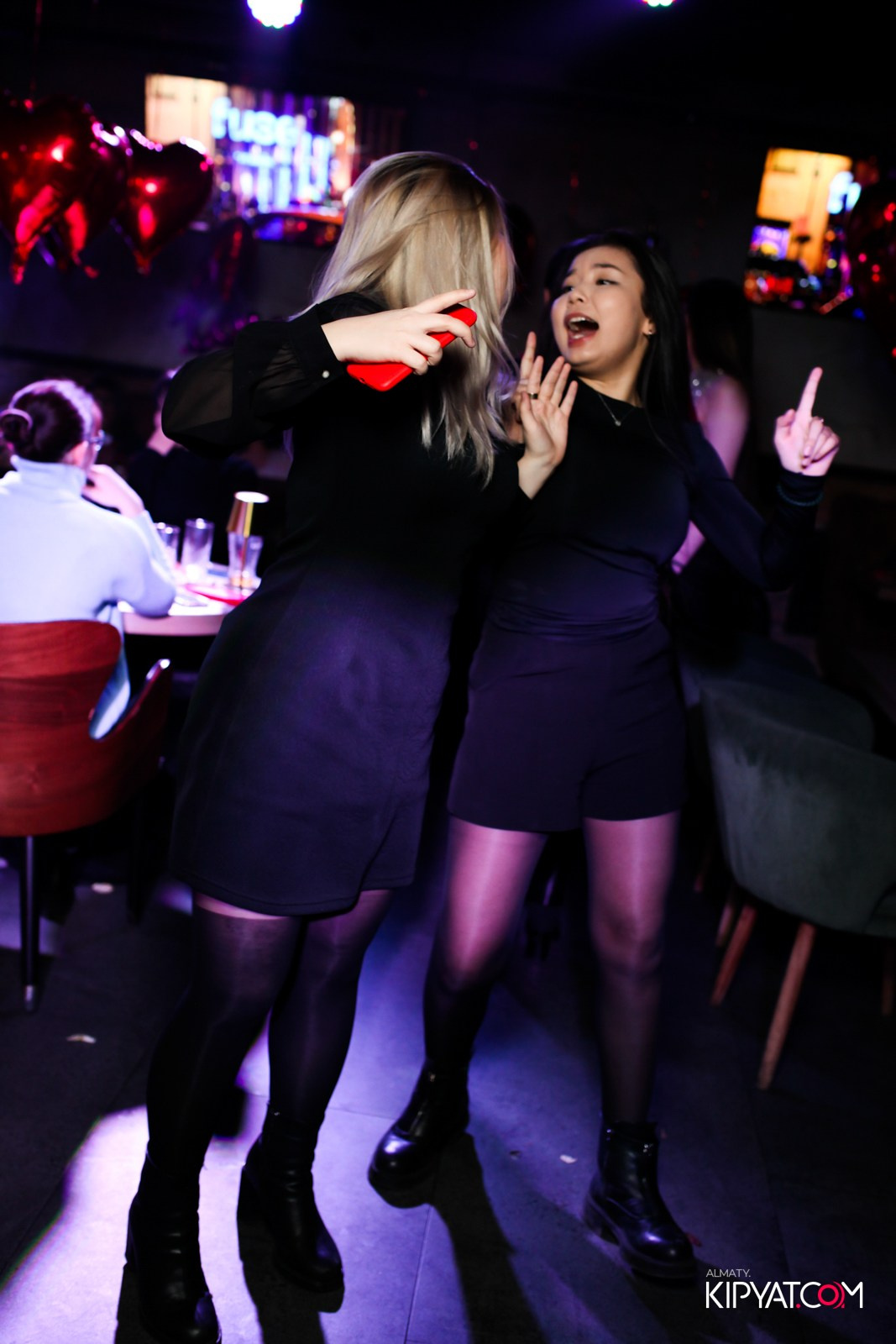 SPACE KARAOKE BAR. КИПЯТКОМ АЛМАТЫ!