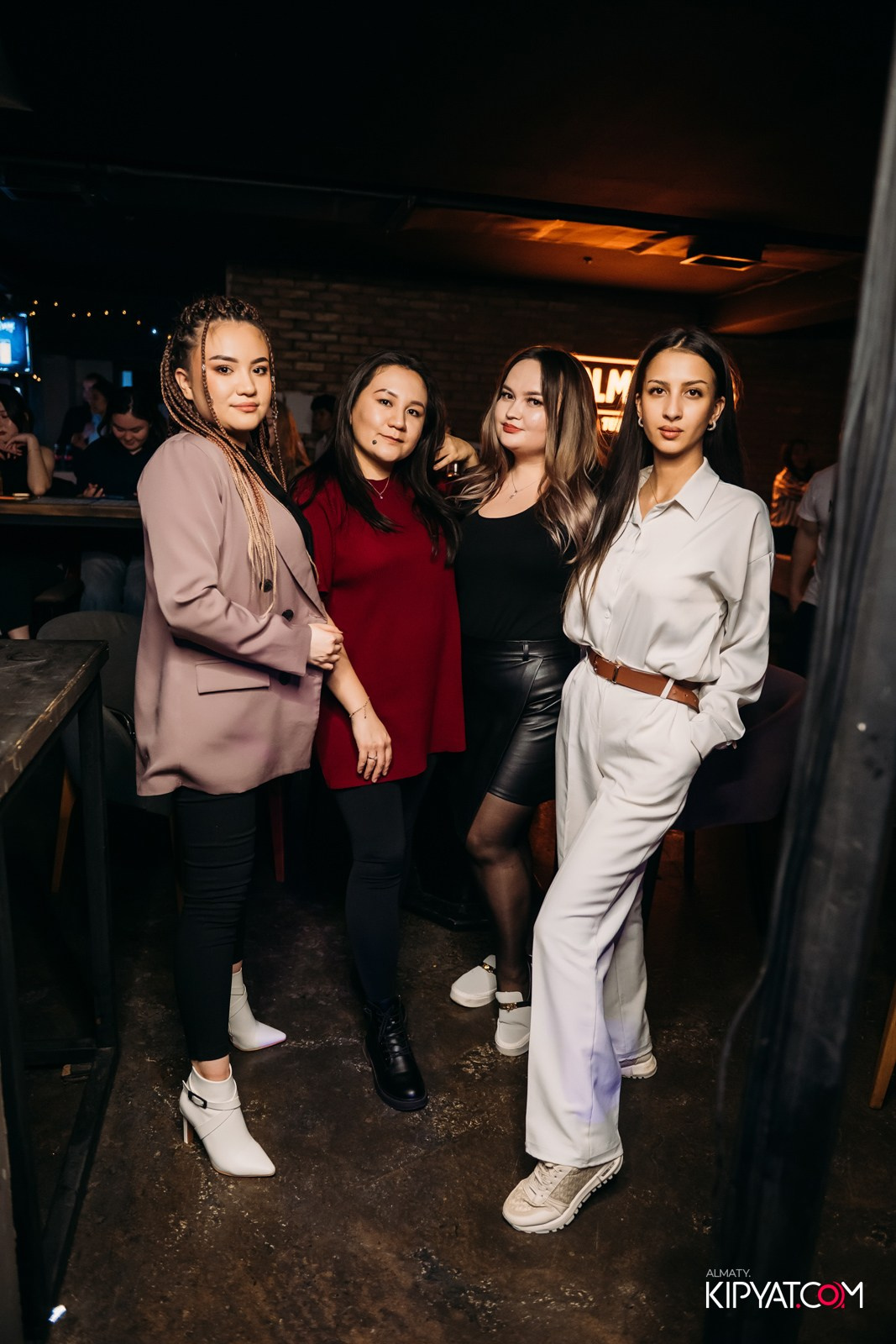 МУЗЫКАЛЬНОЕ ЛОТО В HIT RETRO. КИПЯТКОМ АЛМАТЫ!